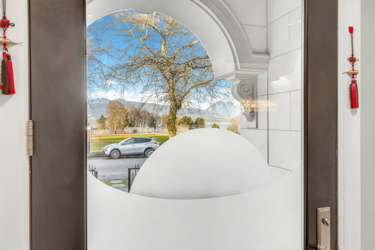 Living Room Photo of 4320 W 8th Avenue, Vancouver, BC