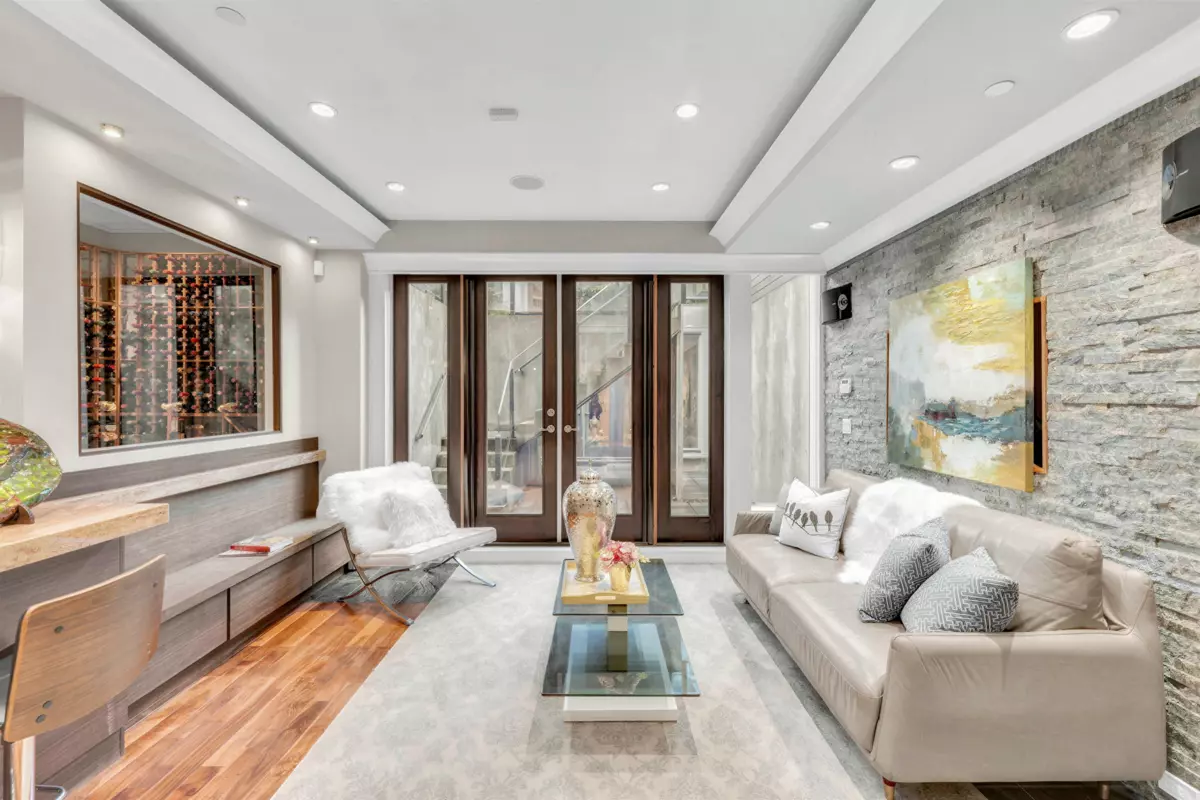 Office / Den Photo of 4320 W 8th Avenue, Vancouver, BC