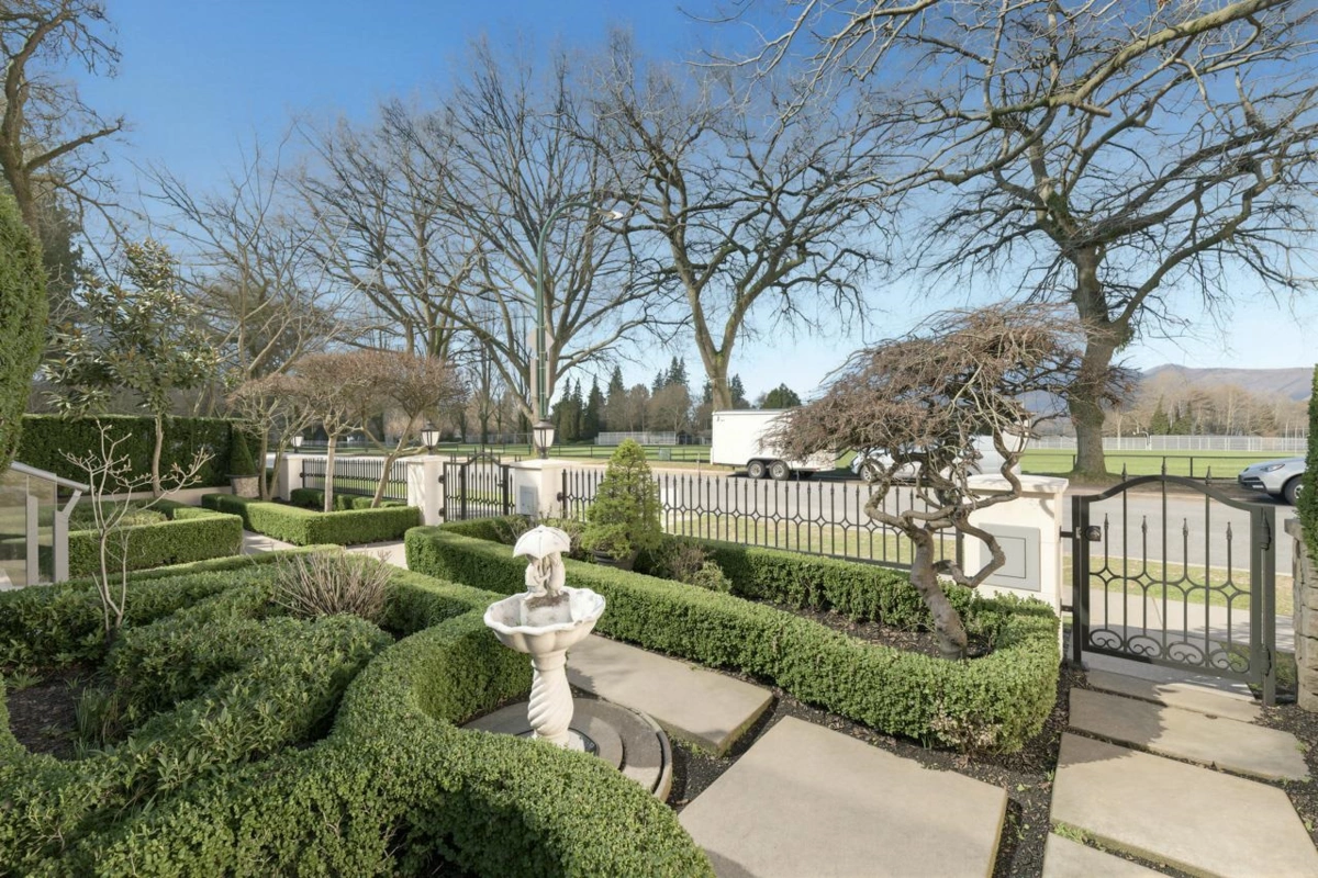 Outdoor Kitchen Photo of 4320 W 8th Avenue, Vancouver, BC