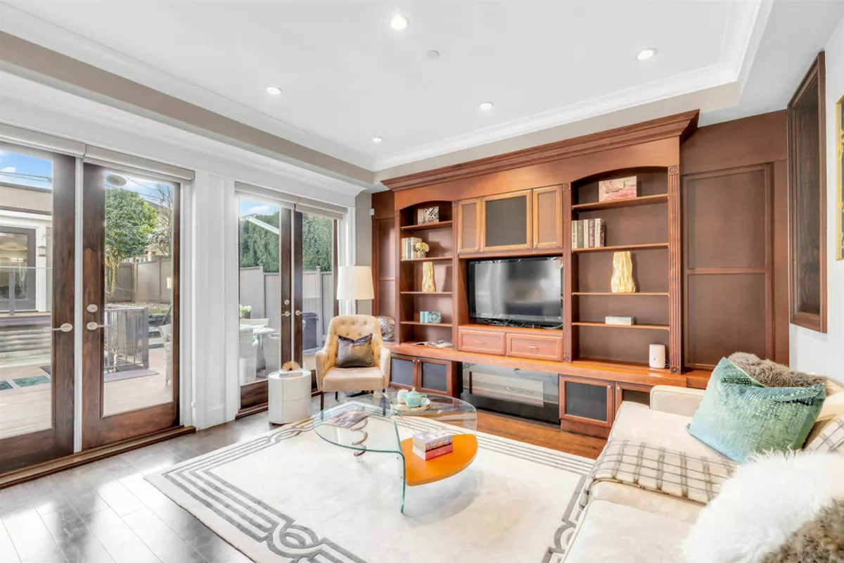 Primary Bedroom Photo of 4320 W 8th Avenue, Vancouver, BC