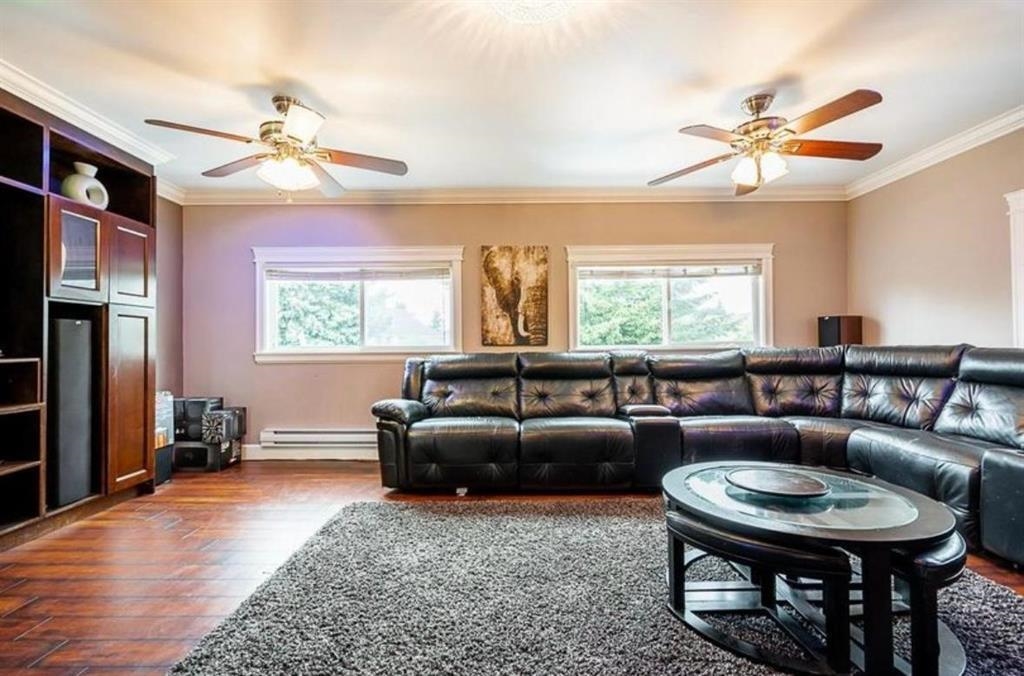 Kitchen Photo of 12845 64 Avenue, Surrey, BC