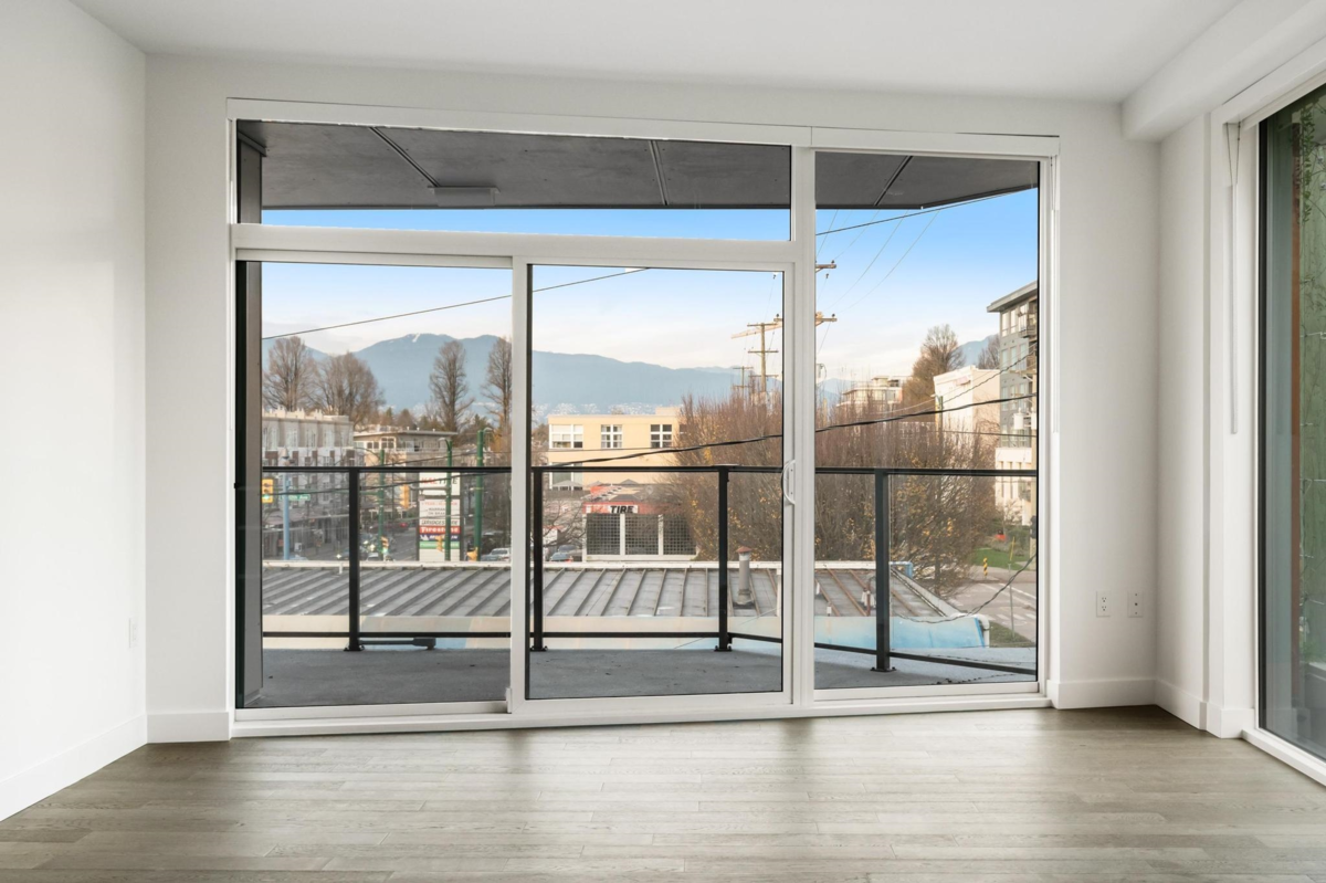 Dining Area Photo of 302 2888 Arbutus Street, Vancouver, BC