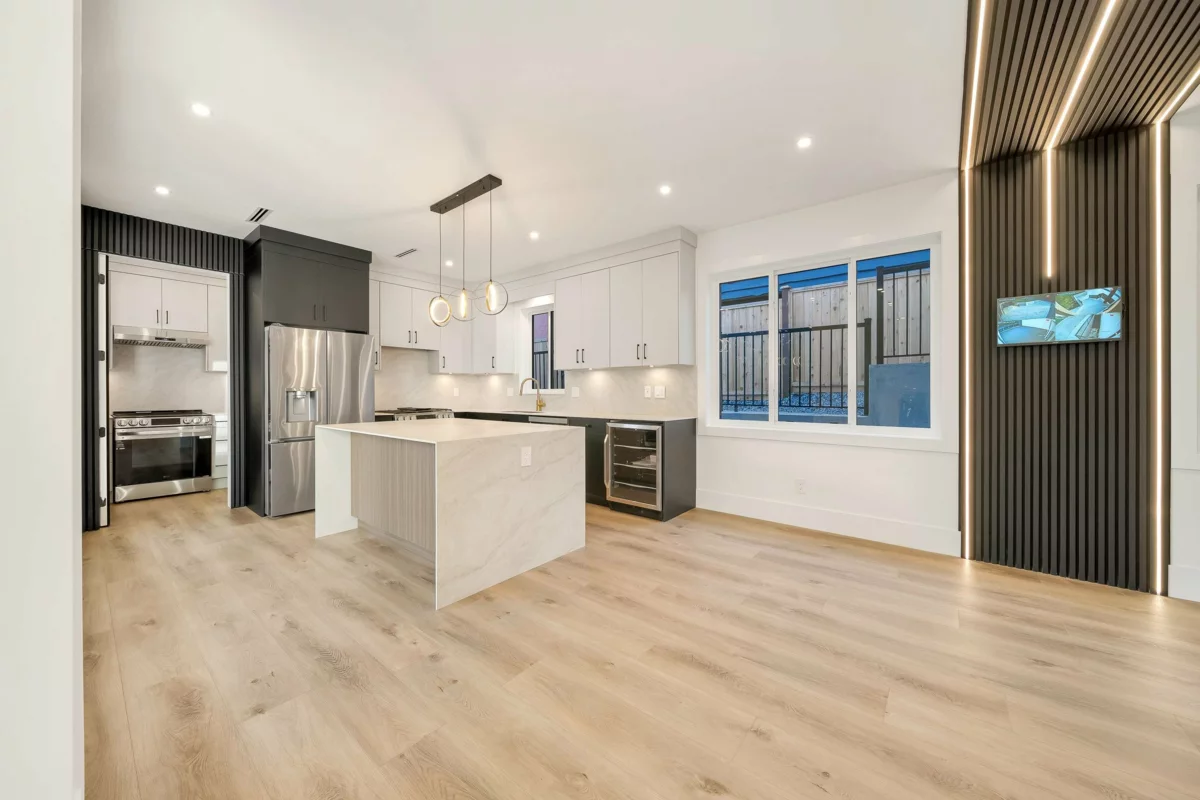 Primary Bathroom Photo of 7806 Wiltshire Boulevard, Delta, BC
