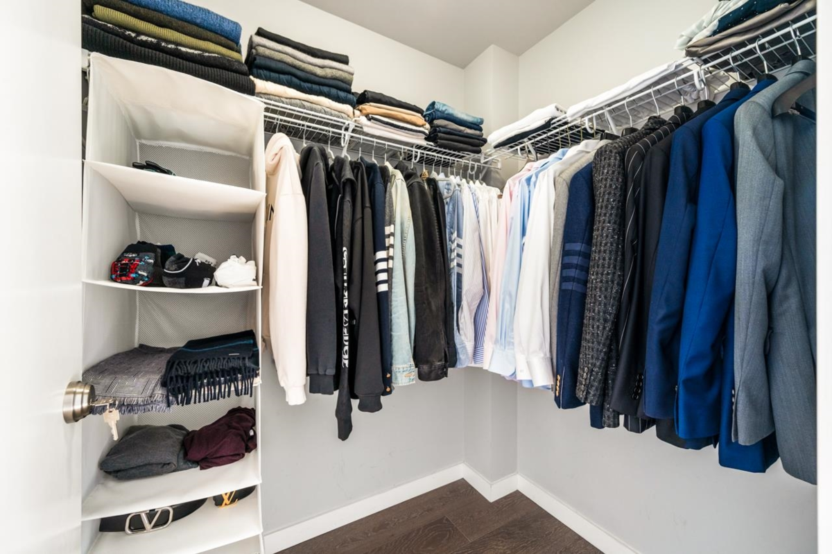 Laundry Room Photo of 3107 833 Seymour Street, Vancouver, BC