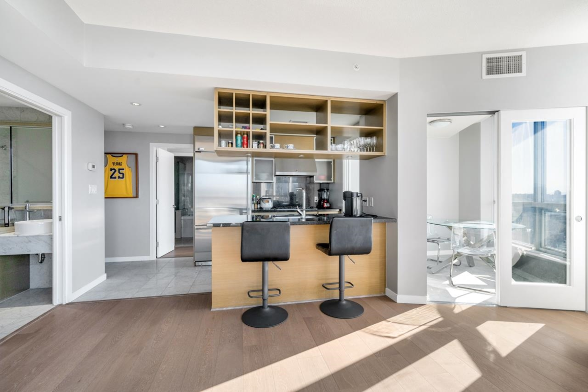 Pantry Photo of 3107 833 Seymour Street, Vancouver, BC