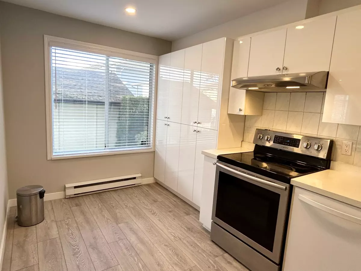 Family Room Photo of 105 5875 Imperial Street, Burnaby, BC