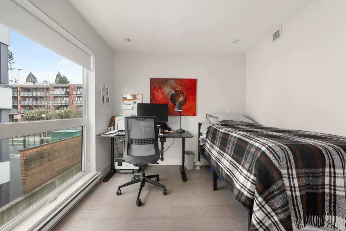 Guest Bathroom Photo of 147 St. Patricks Avenue, North Vancouver, BC