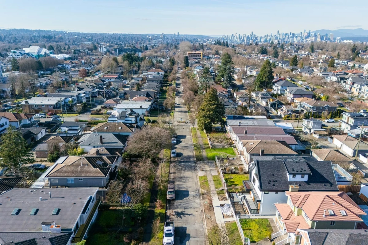 Basement Recreation Room Photo of 2728 E 7th Avenue, Vancouver, BC