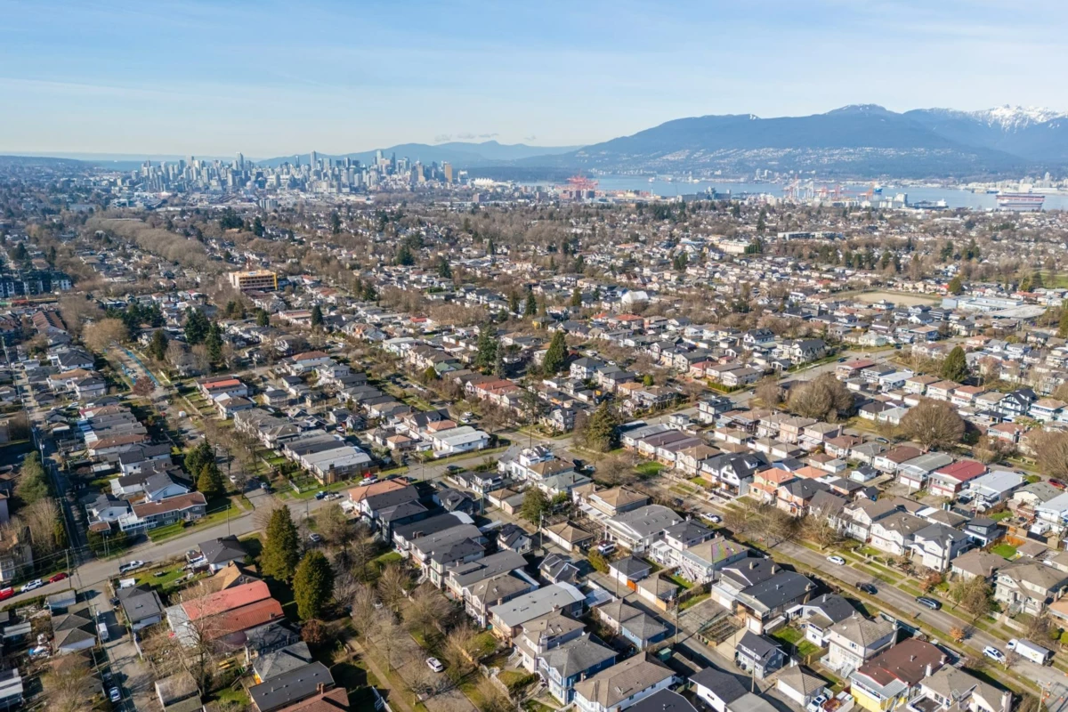 Guest Bathroom Photo of 2728 E 7th Avenue, Vancouver, BC