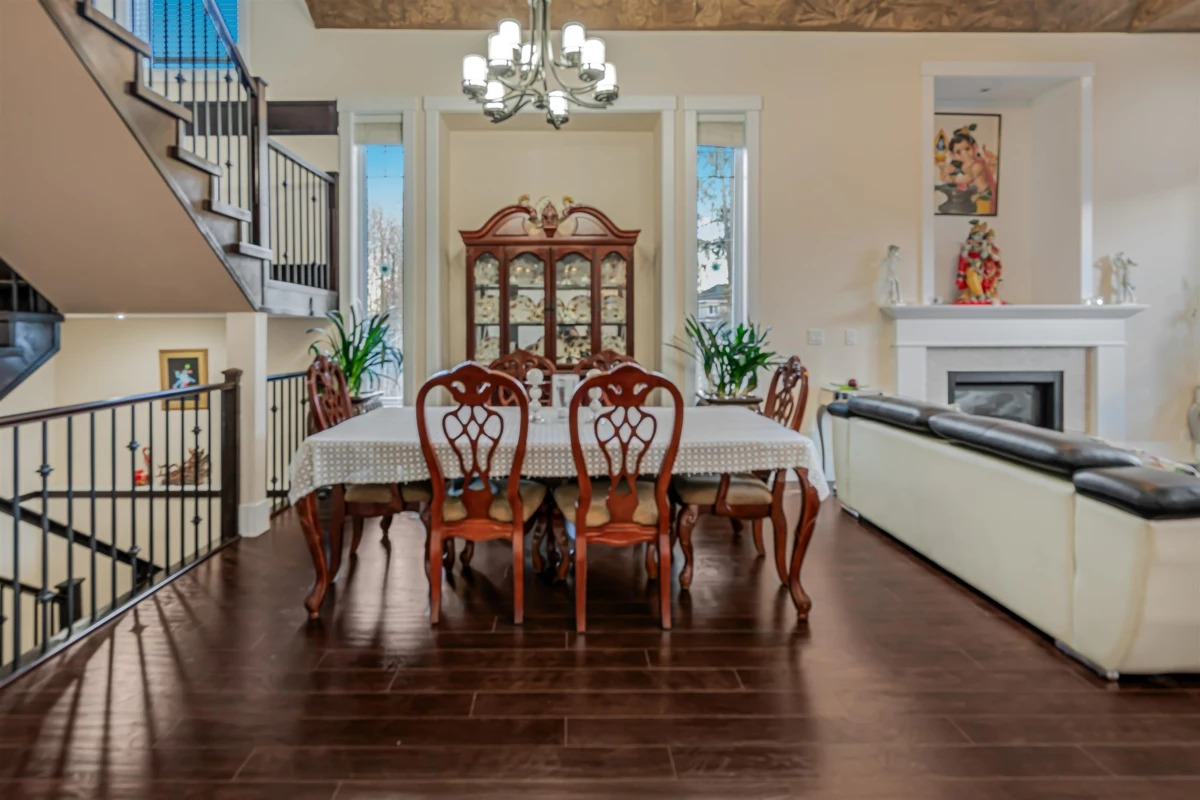 Family Room Photo of 14799 63rd Avenue, Surrey, BC