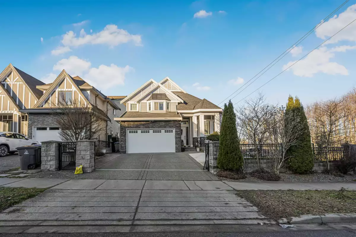 Fitness Center Photo Near 14799 63rd Avenue, Surrey, BC