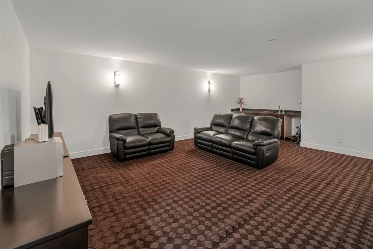 Front Yard Photo of 14799 63rd Avenue, Surrey, BC