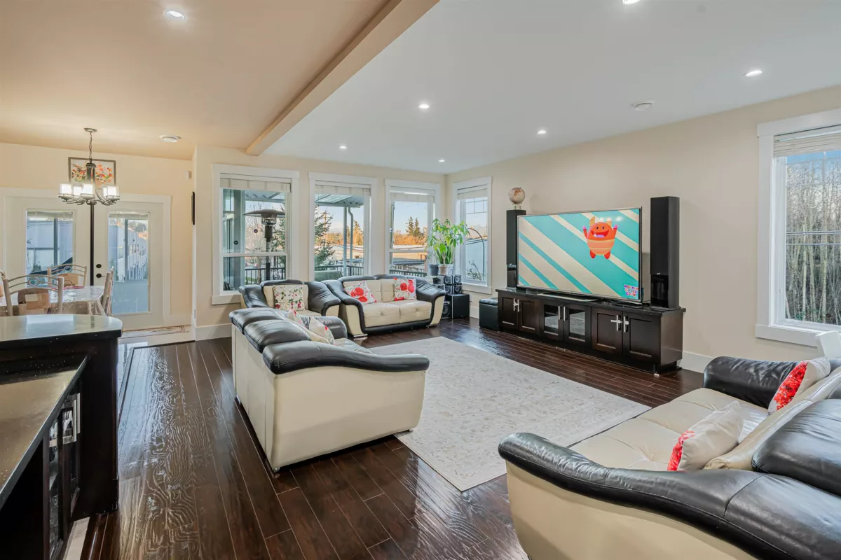Kitchen Photo of 14799 63rd Avenue, Surrey, BC