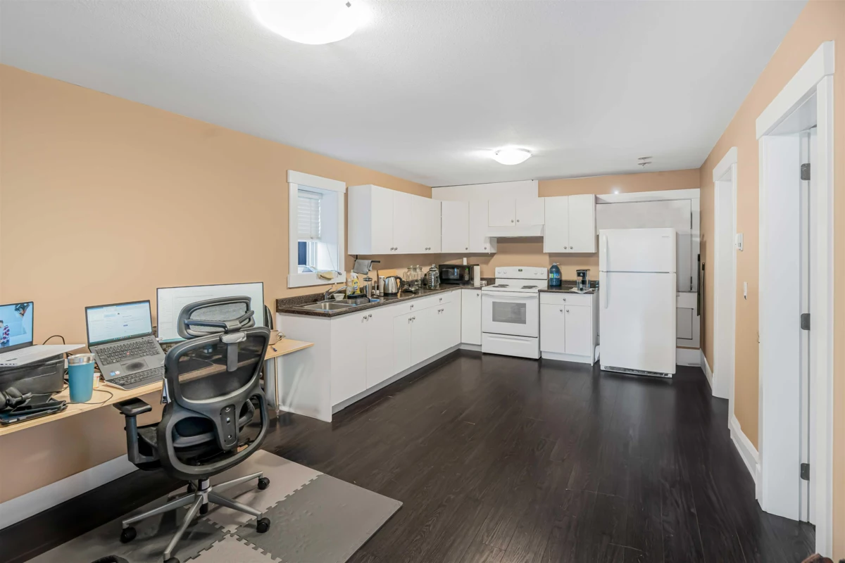 Outdoor Kitchen Photo of 14799 63rd Avenue, Surrey, BC