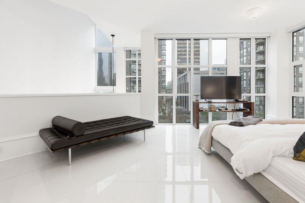 Office / Den Photo of PH2 1102 Hornby Street, Vancouver, BC