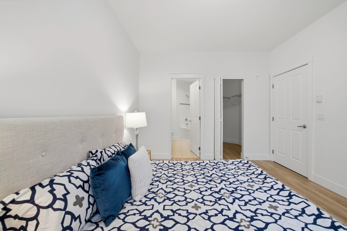 Entry Foyer Photo of 114 3178 Dayanee Springs Boulevard, Coquitlam, BC