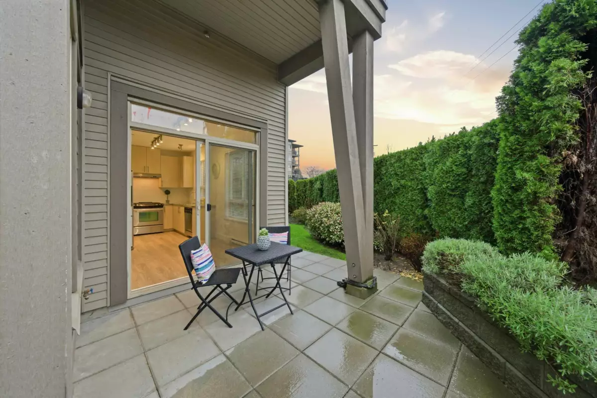 Guest Bathroom Photo of 114 3178 Dayanee Springs Boulevard, Coquitlam, BC