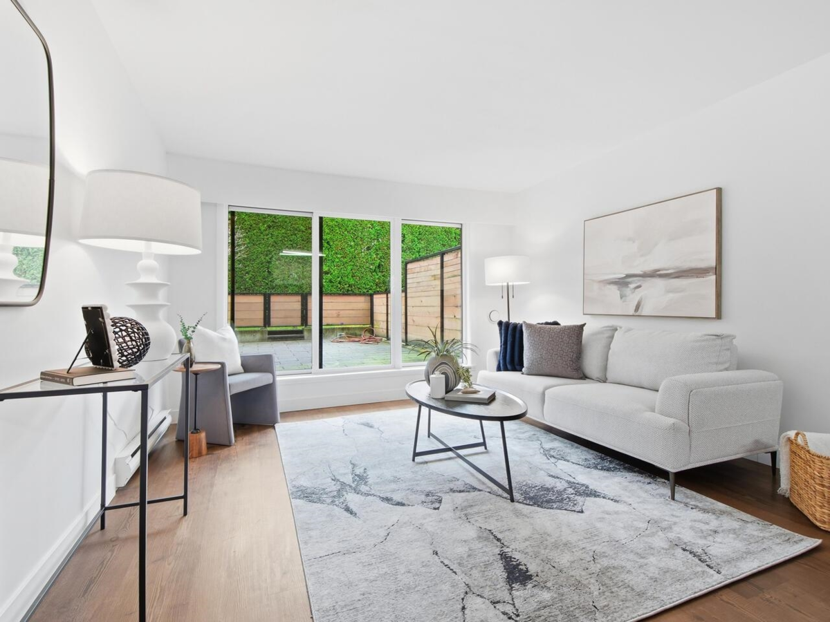 Exterior Rear Photo of 202 215 Mowat Street, New Westminster, BC