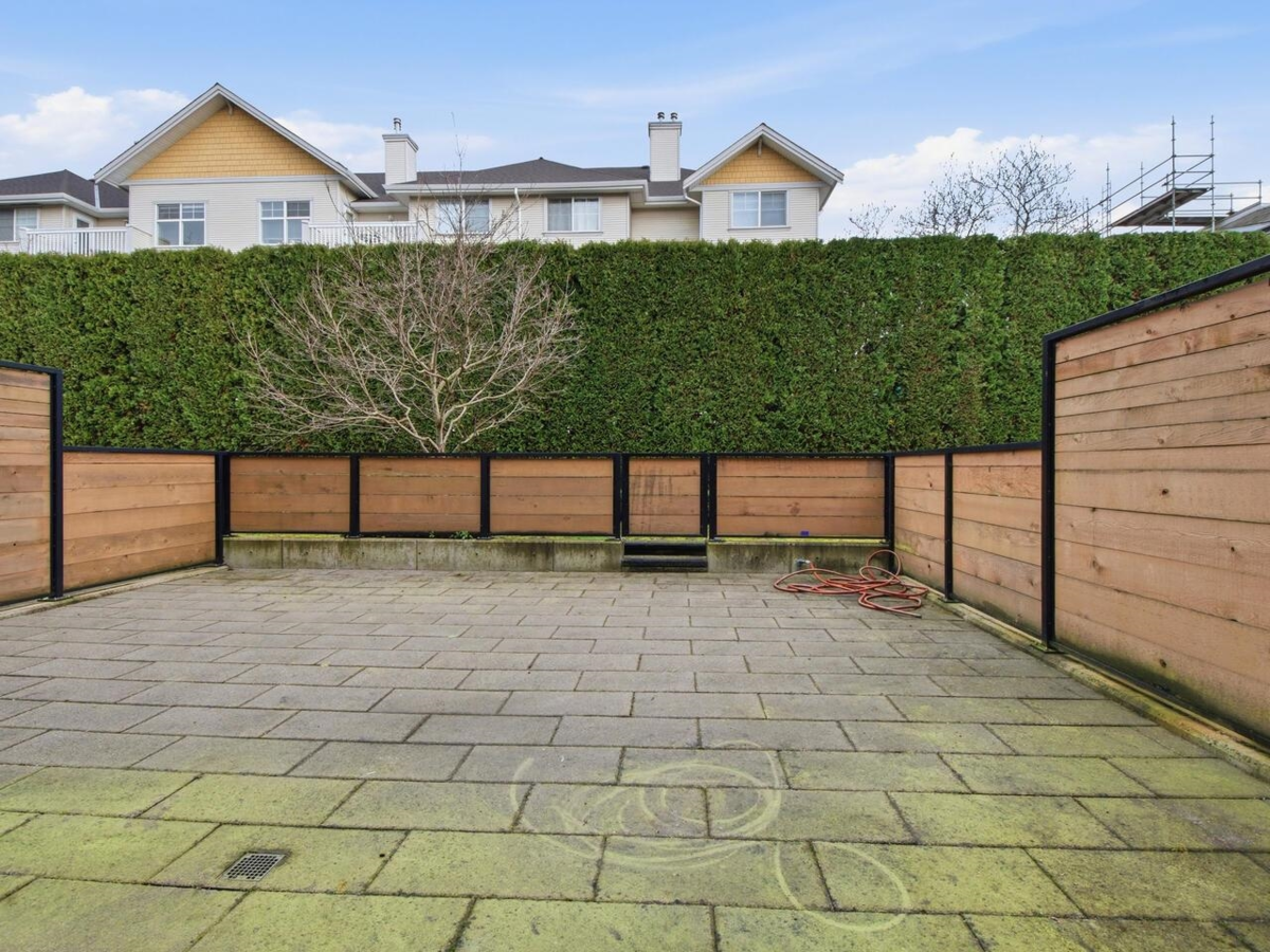 Guest Bathroom Photo of 202 215 Mowat Street, New Westminster, BC