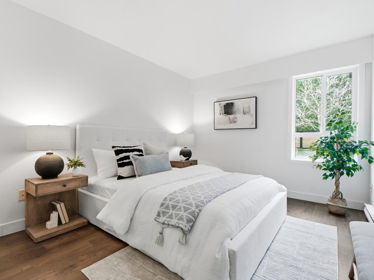 Office / Den Photo of 202 215 Mowat Street, New Westminster, BC