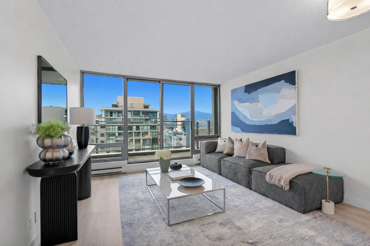 Dining Area Photo of 2806 1288 W Georgia Street, Vancouver, BC