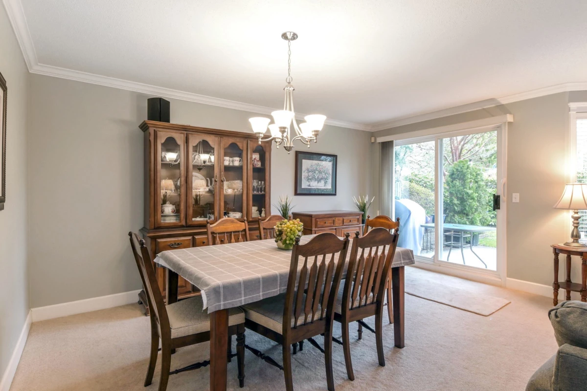Breakfast Nook Photo of 186 13888 70 Avenue, Surrey, BC