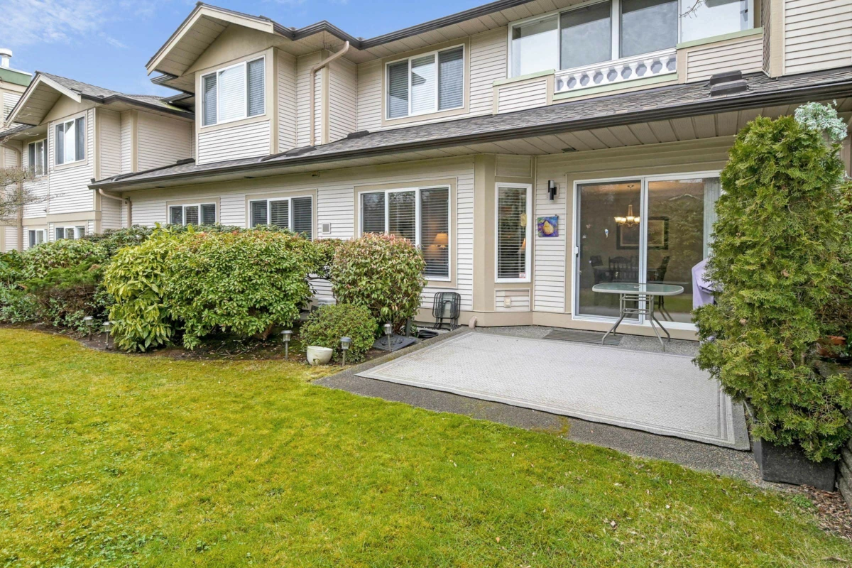 Staircase Photo of 186 13888 70 Avenue, Surrey, BC