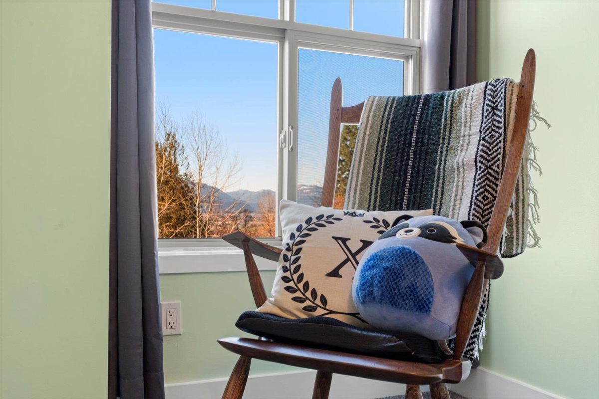 Entry Foyer Photo of 21 46858 Russell Road, Chilliwack, BC