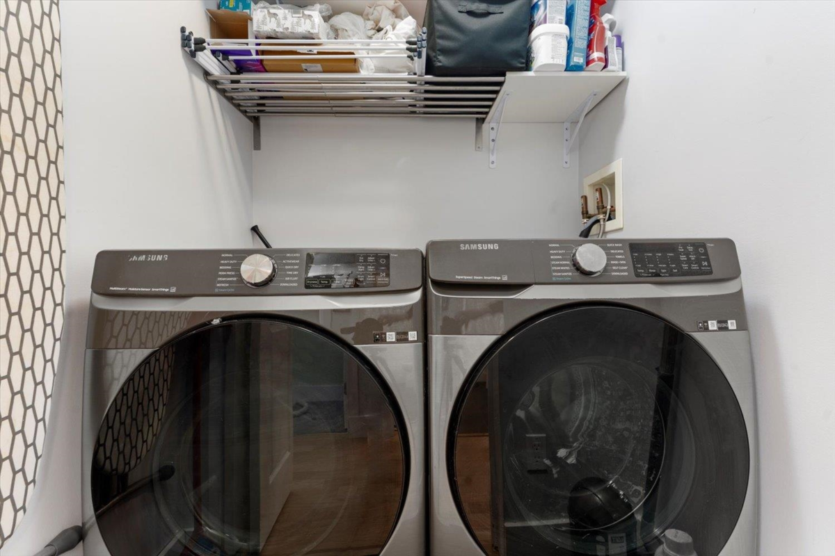 Garage Interior Photo of 21 46858 Russell Road, Chilliwack, BC
