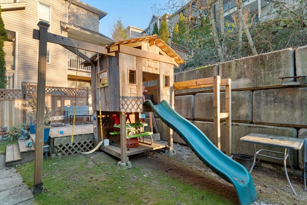 Garden / Landscaping Photo of 21 46858 Russell Road, Chilliwack, BC