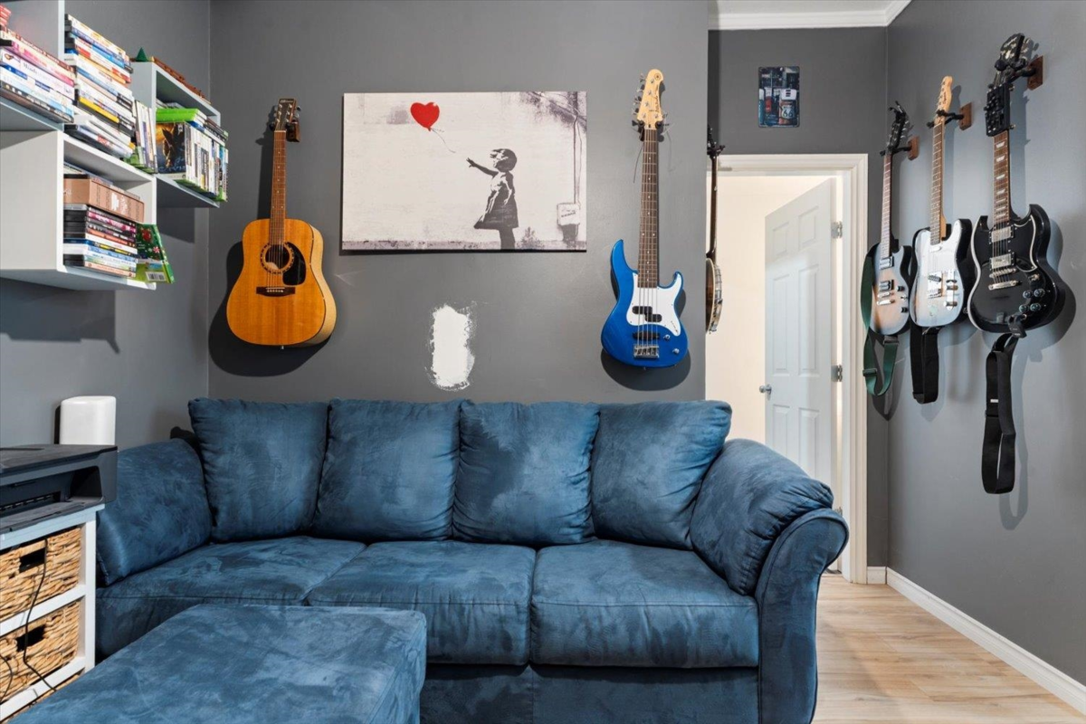 Outdoor Deck Photo of 21 46858 Russell Road, Chilliwack, BC