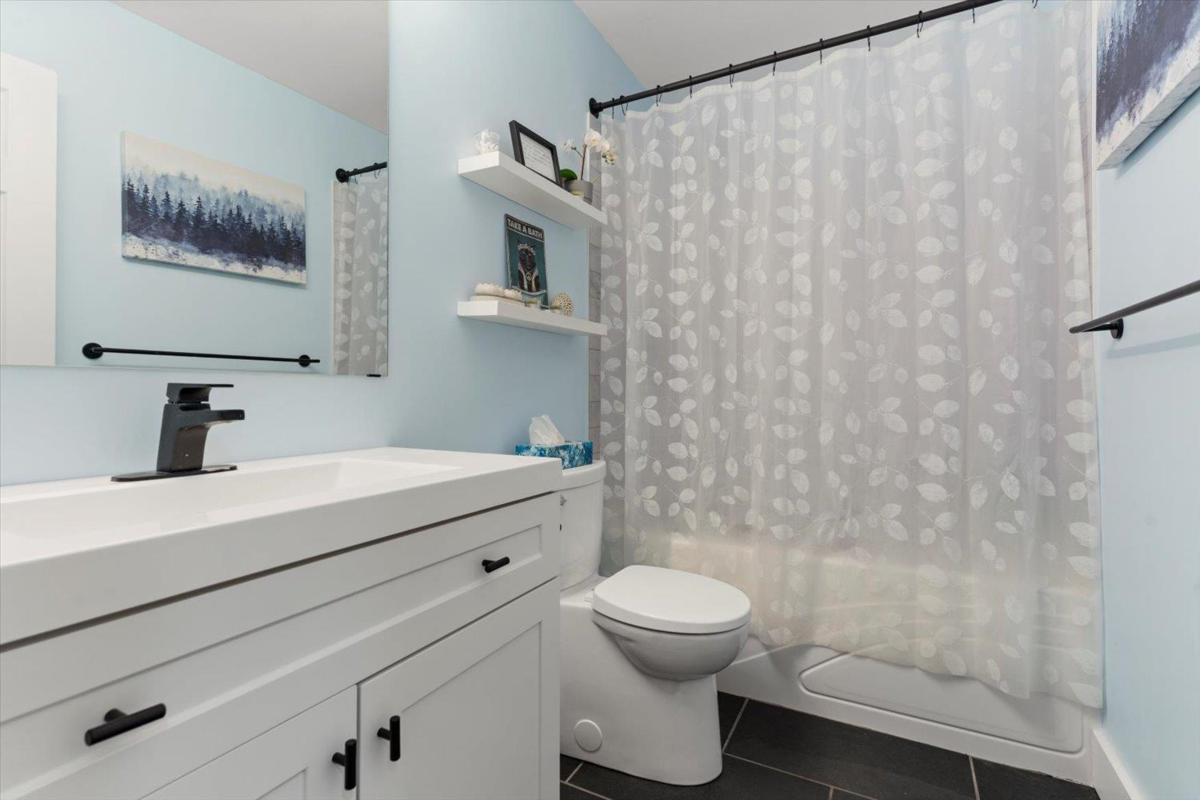 Staircase Photo of 21 46858 Russell Road, Chilliwack, BC