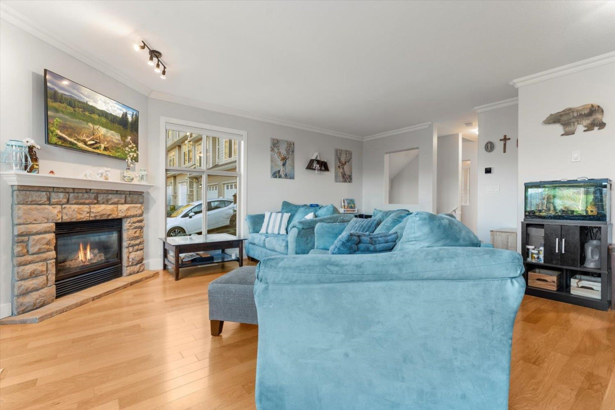 Walk-In Closet Photo of 21 46858 Russell Road, Chilliwack, BC