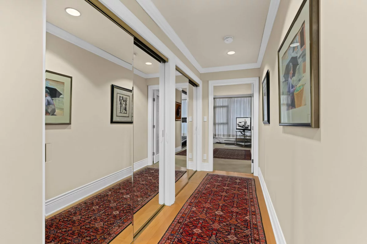 Bedroom 3 Photo of 1801 1972 Bellevue Avenue, West Vancouver, BC