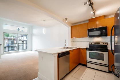 404 7478 Byrnepark Walk, Burnaby, BC
