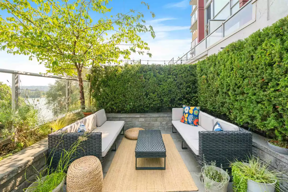 Aerial View of TH4 125 Columbia Street, New Westminster, BC