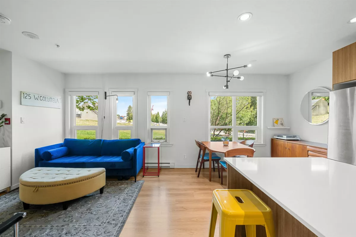 Breakfast Nook Photo of TH4 125 Columbia Street, New Westminster, BC
