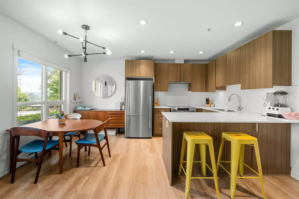 Living Room Photo of TH4 125 Columbia Street, New Westminster, BC