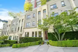 TH4 125 Columbia Street, New Westminster, BC