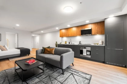 307 2419 Grant Street, Vancouver, BC, Vancouver — Apartment/Condo for sale