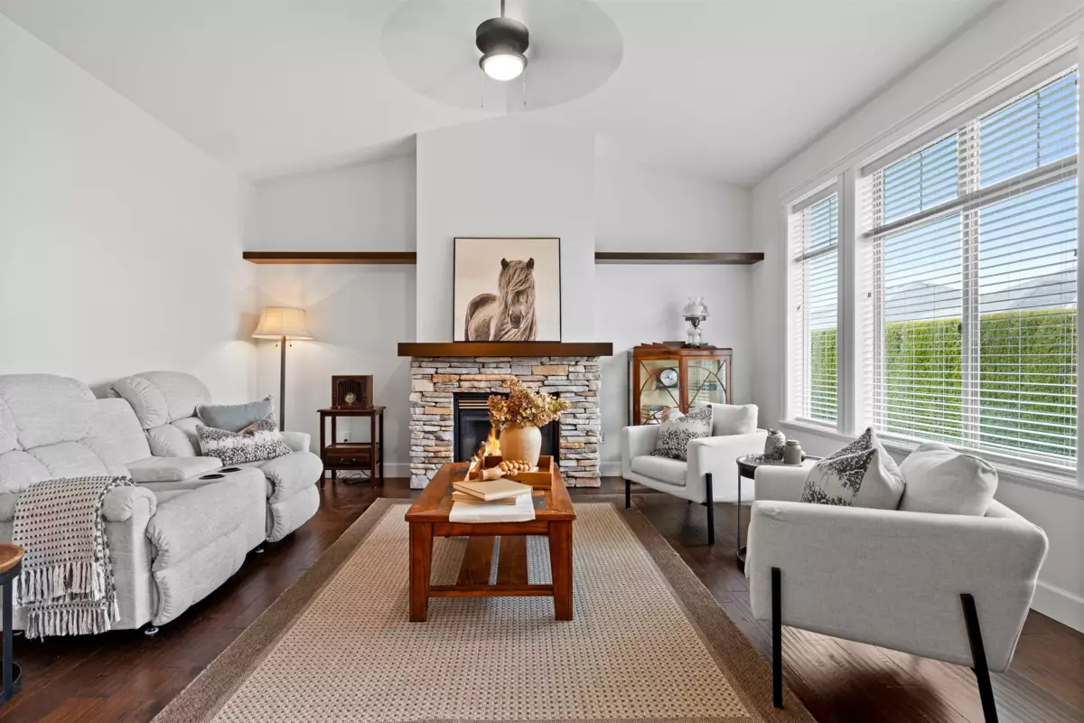 Guest Bathroom Photo of 147 45900 South Sumas Road, Chilliwack, BC