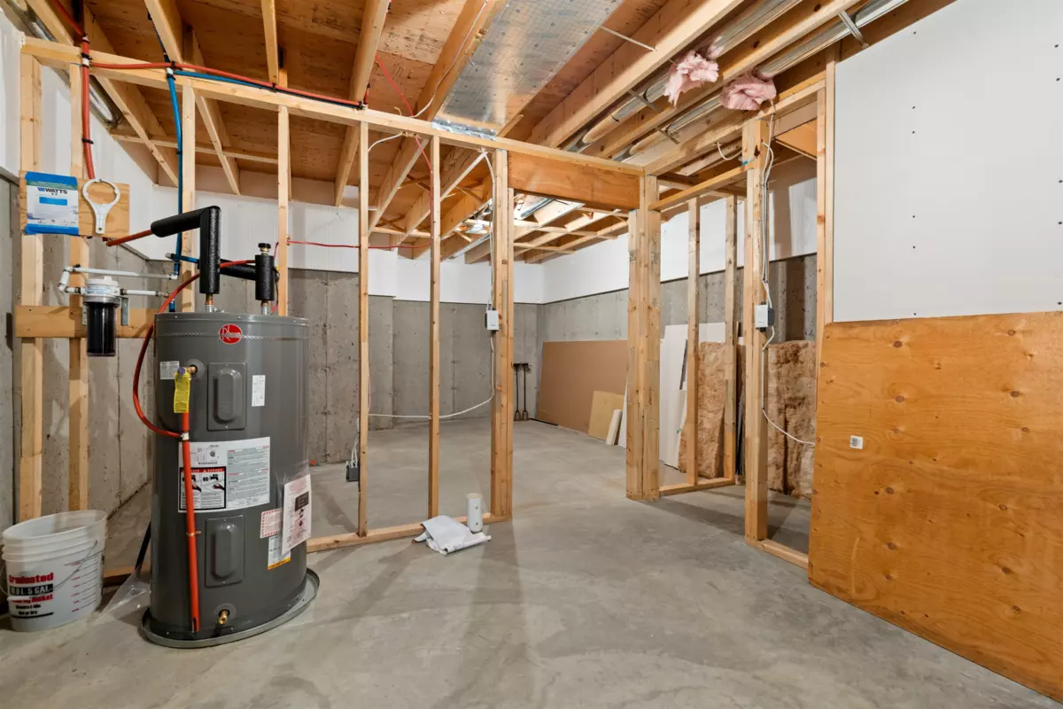 Swimming Pool Photo of 147 45900 South Sumas Road, Chilliwack, BC