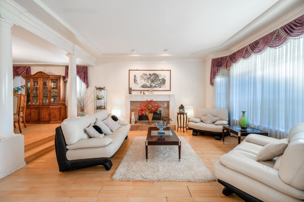 Family Room Photo of 8920 Minler Road, Richmond, BC