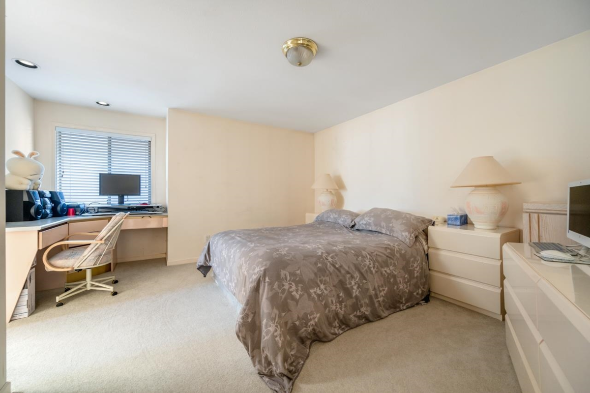 Laundry Room Photo of 8920 Minler Road, Richmond, BC