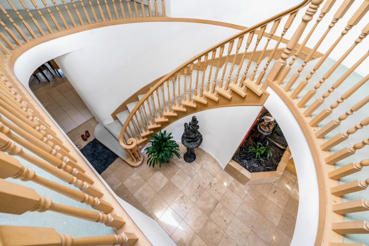 Walk-In Closet Photo of 8920 Minler Road, Richmond, BC