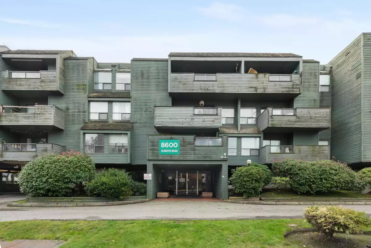 Laundry Room Photo of 303 8600 Ackroyd Road, Richmond, BC