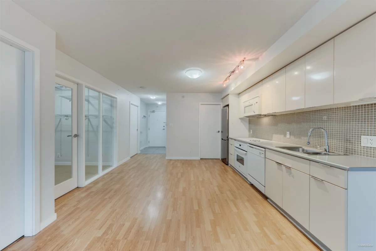 Basement Recreation Room Photo of 2111 788 Hamilton Street, Vancouver, BC