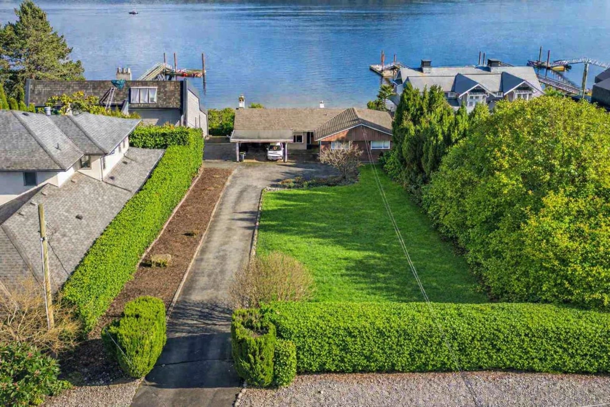 Exterior Rear Photo of 450 Beachview Drive, North Vancouver, BC