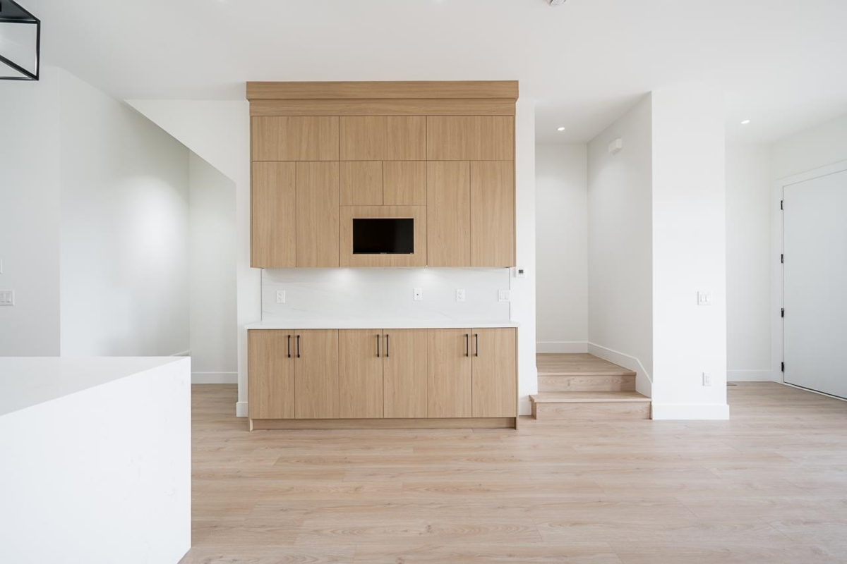 Primary Bedroom Photo of 101 957 Edgar Avenue, Coquitlam, BC