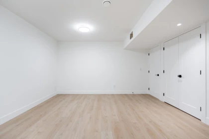 Basement Recreation Room Photo of 101 957 Edgar Avenue, Coquitlam, BC